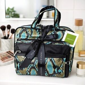 Trina & Co Snake Print Cosmetic Bag Set Travel Makeup Organizer NWT